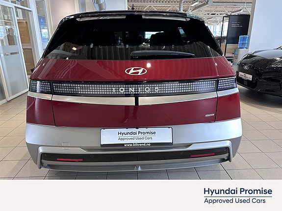 Hyundai Ioniq 5 2 of 12