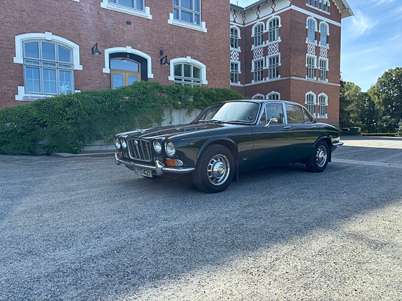 Jaguar XJ 4 of 20