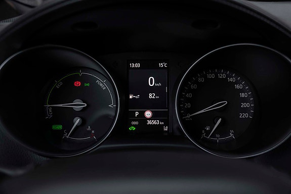 Toyota C-HR 14 of 22