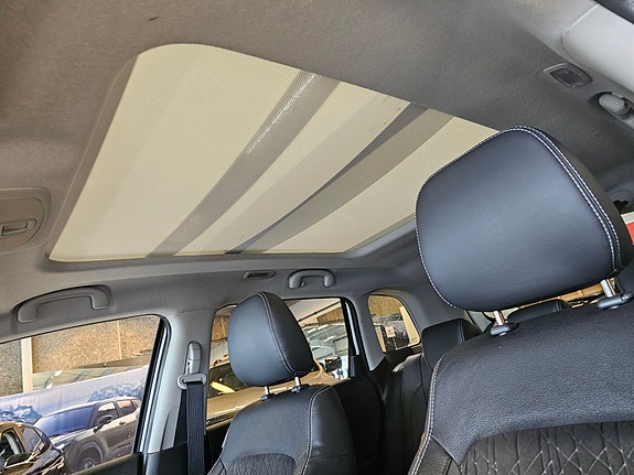 Suzuki Vitara 12 of 18