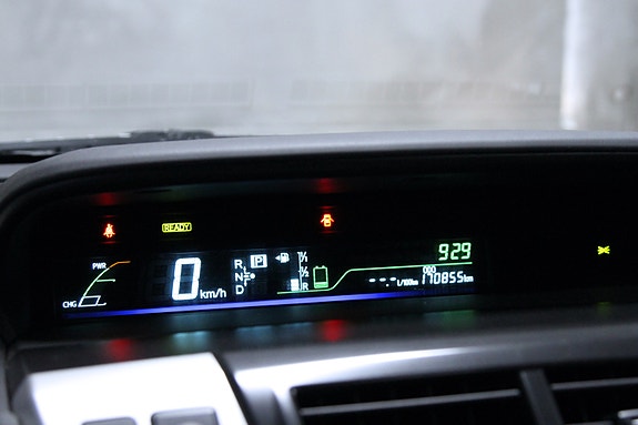 Toyota Prius+ Seven 7 of 13