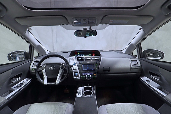 Toyota Prius+ Seven 6 of 13