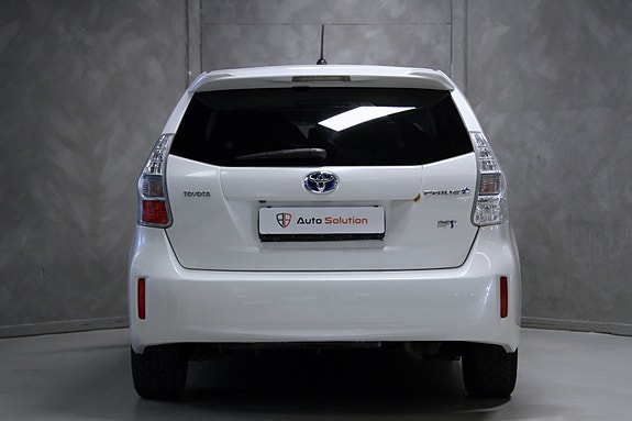 Toyota Prius+ Seven 13 of 13