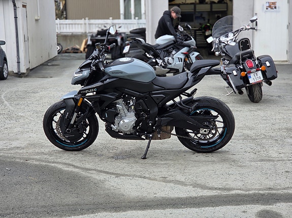 CFMOTO 675 NK 4 of 5