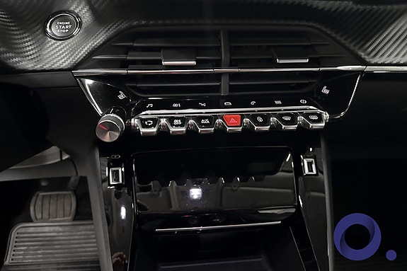 Peugeot 2008 18 of 19