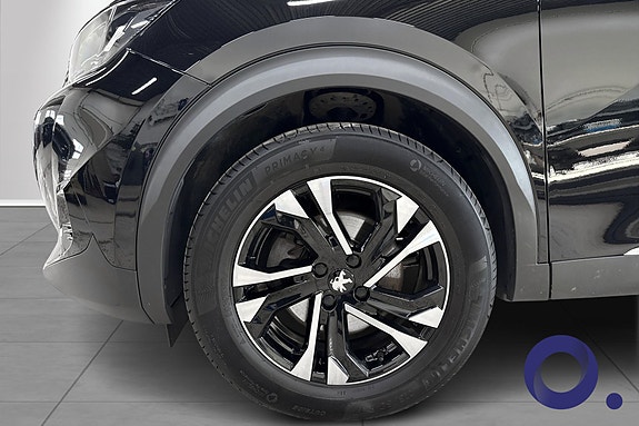 Peugeot 2008 8 of 19