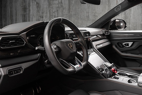 Lamborghini Urus 20 of 30