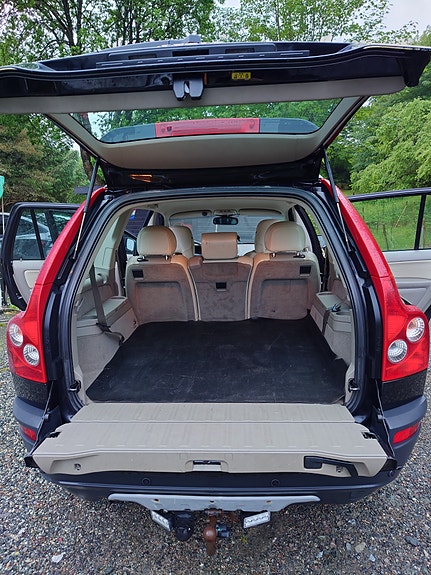 Volvo XC90 24 of 30