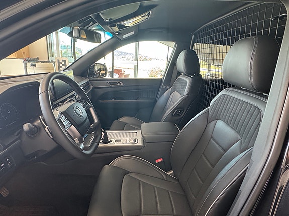 KGM Rexton 12 of 15