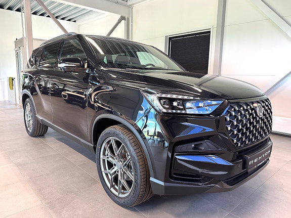 KGM Rexton 10 of 15