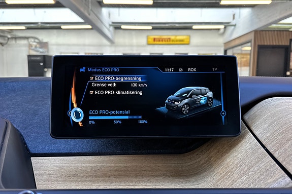 BMW i3 25 of 30