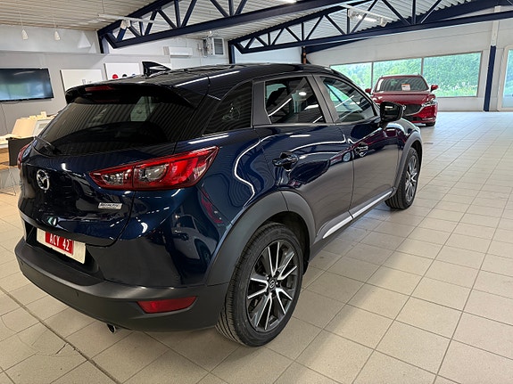 Mazda CX-3 2 of 5
