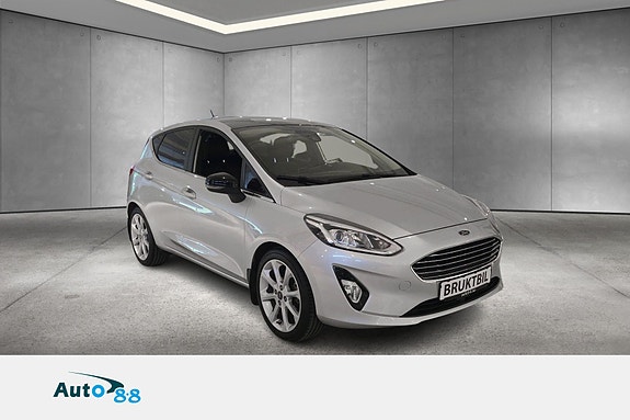 Ford Fiesta 2 of 5