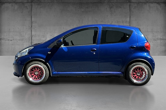 Toyota Aygo 5 of 5