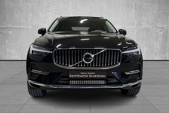 Volvo XC60 3 of 5
