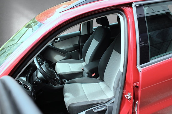 Volkswagen Tiguan 17 of 22