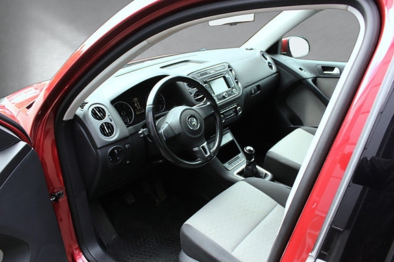 Volkswagen Tiguan 13 of 22