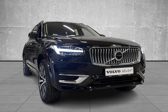 Volvo XC90 4 of 5