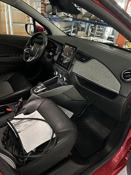 Renault Zoe 9 of 15