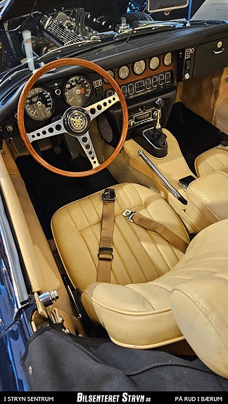 Jaguar E-TYPE 17 of 27