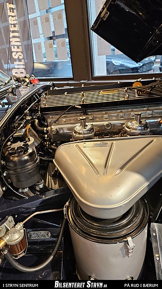 Jaguar E-TYPE 25 of 27