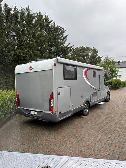 Bürstner Nexxo T 728 G 7 of 30