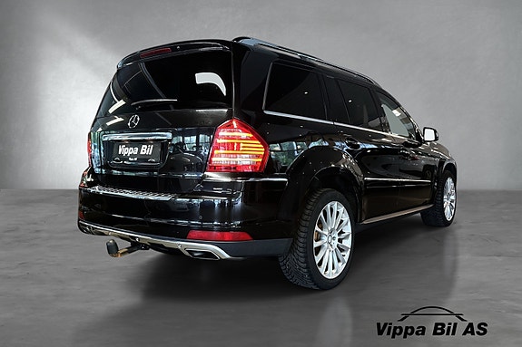 Mercedes-Benz GL350 7 of 30