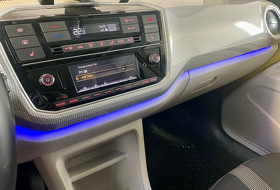 Volkswagen UP! 15 of 30
