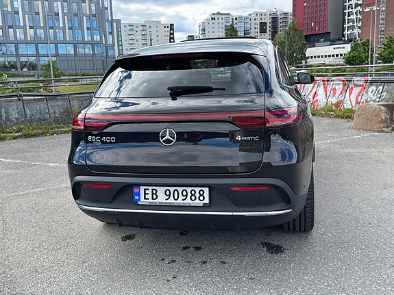 Mercedes-Benz EQC400 8 of 30