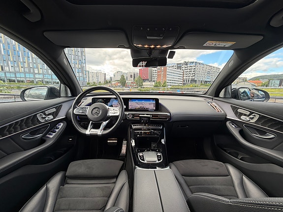 Mercedes-Benz EQC400 25 of 30