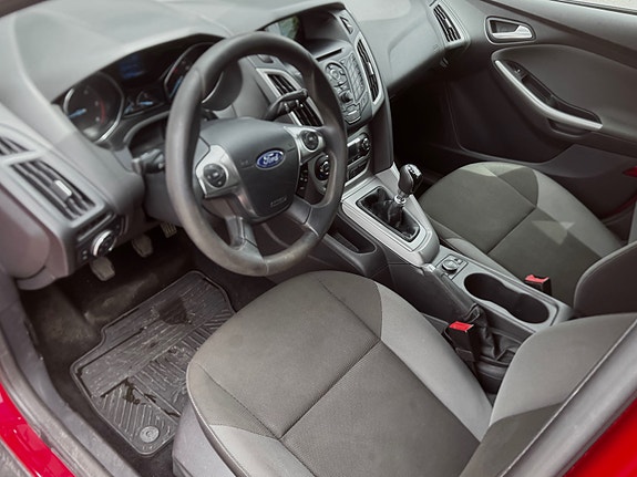Ford Focus 11 of 21