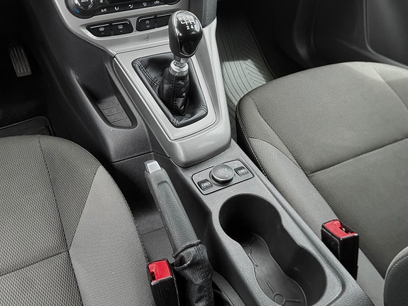 Ford Focus 15 of 21