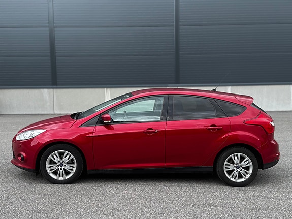 Ford Focus 2 of 21