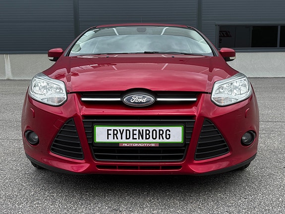 Ford Focus 9 of 21