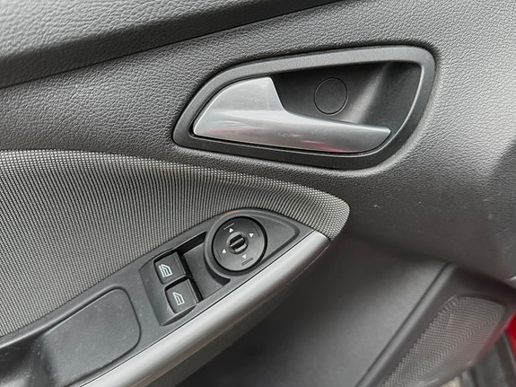 Ford Focus 17 of 21