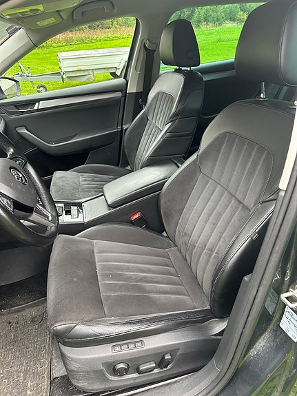 Skoda Superb 5 of 12