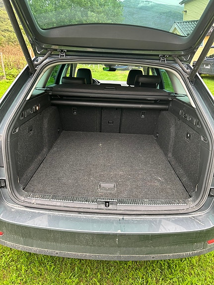 Skoda Superb 9 of 12