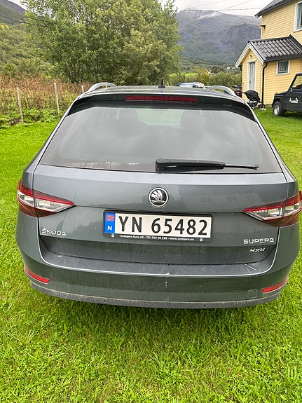Skoda Superb 4 of 12