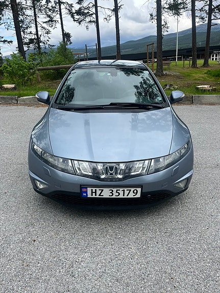 Honda Civic 2 of 5