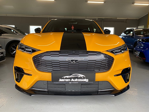Ford Mustang Mach-E 2 of 5