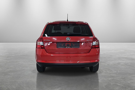 Skoda Rapid 4 of 5