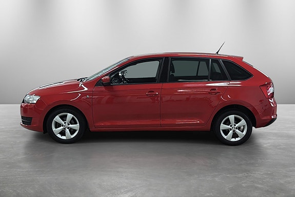 Skoda Rapid 2 of 5