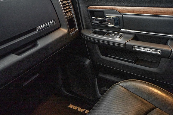 Dodge RAM 14 of 24