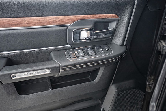 Dodge RAM 13 of 24
