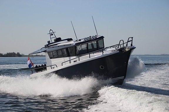 -NY- SARGO 36 EXPLORER - BAKDØR - SIDEPORT - TAXIBÅT - 5 of 5