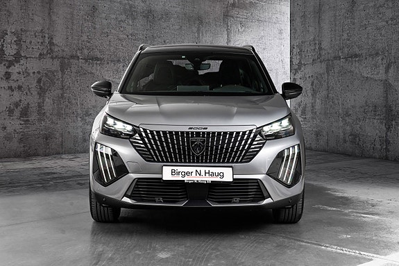 Peugeot e-2008 4 of 26