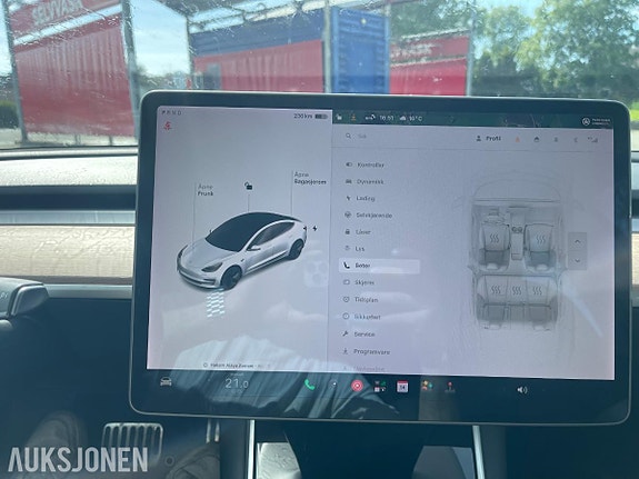 Tesla Model 3 17 of 30