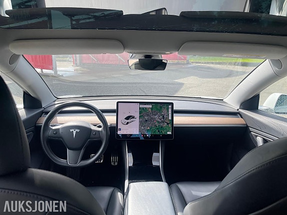 Tesla Model 3 12 of 30