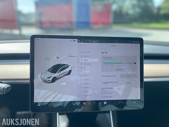 Tesla Model 3 21 of 30
