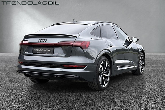 Audi e-tron Sportback 5 of 5
